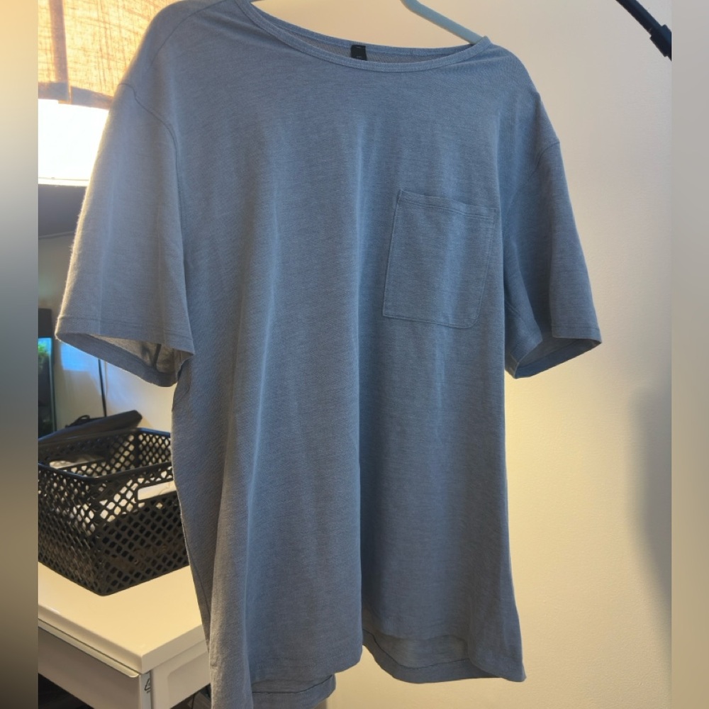 Lululemon Men’s Tee-shirt
